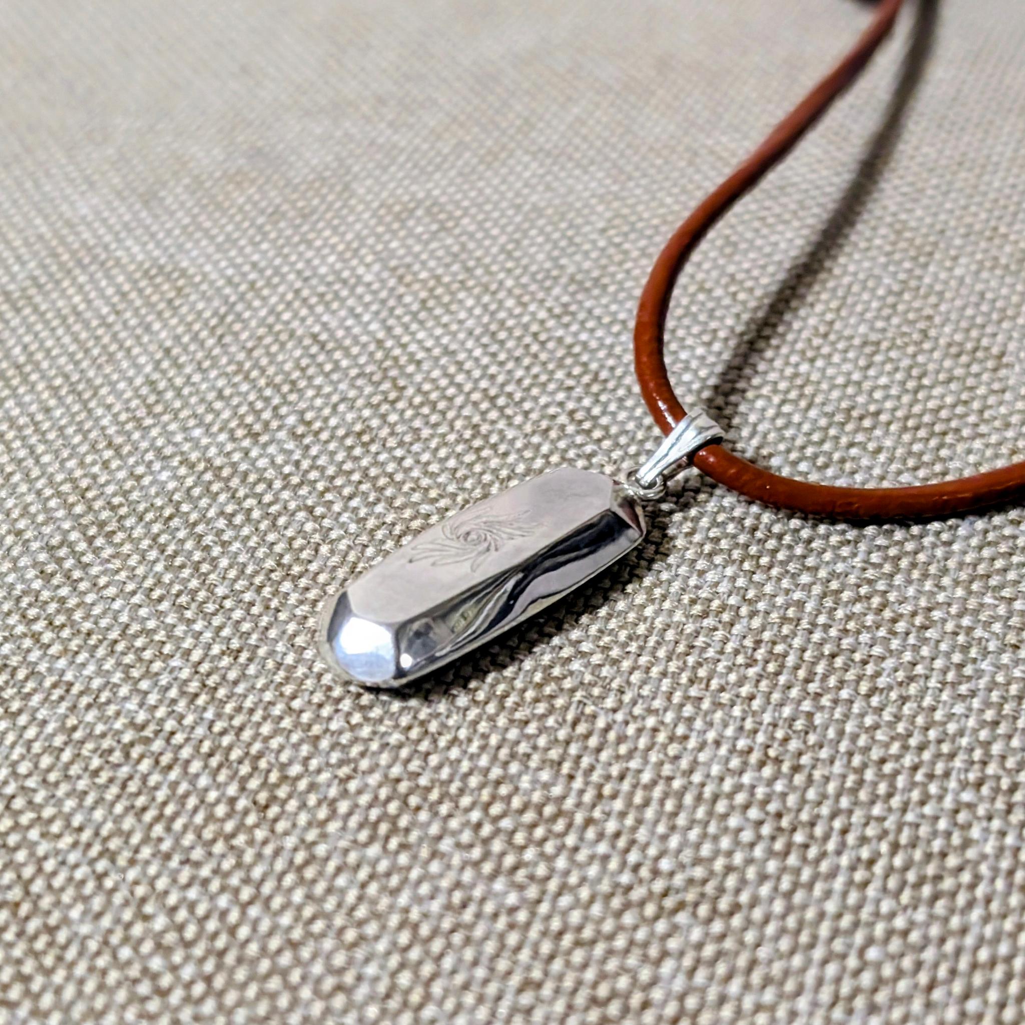 魔石　【嵐風の紋章】 | 4枚目